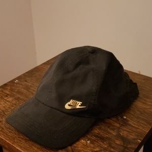 Nike adjustable womens cap